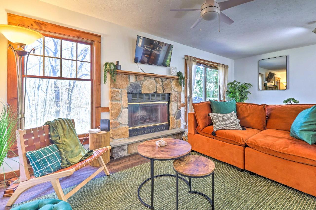 Pocono Retreat, 1 Mi To State Park And Ski Access! Tannersville Exterior photo